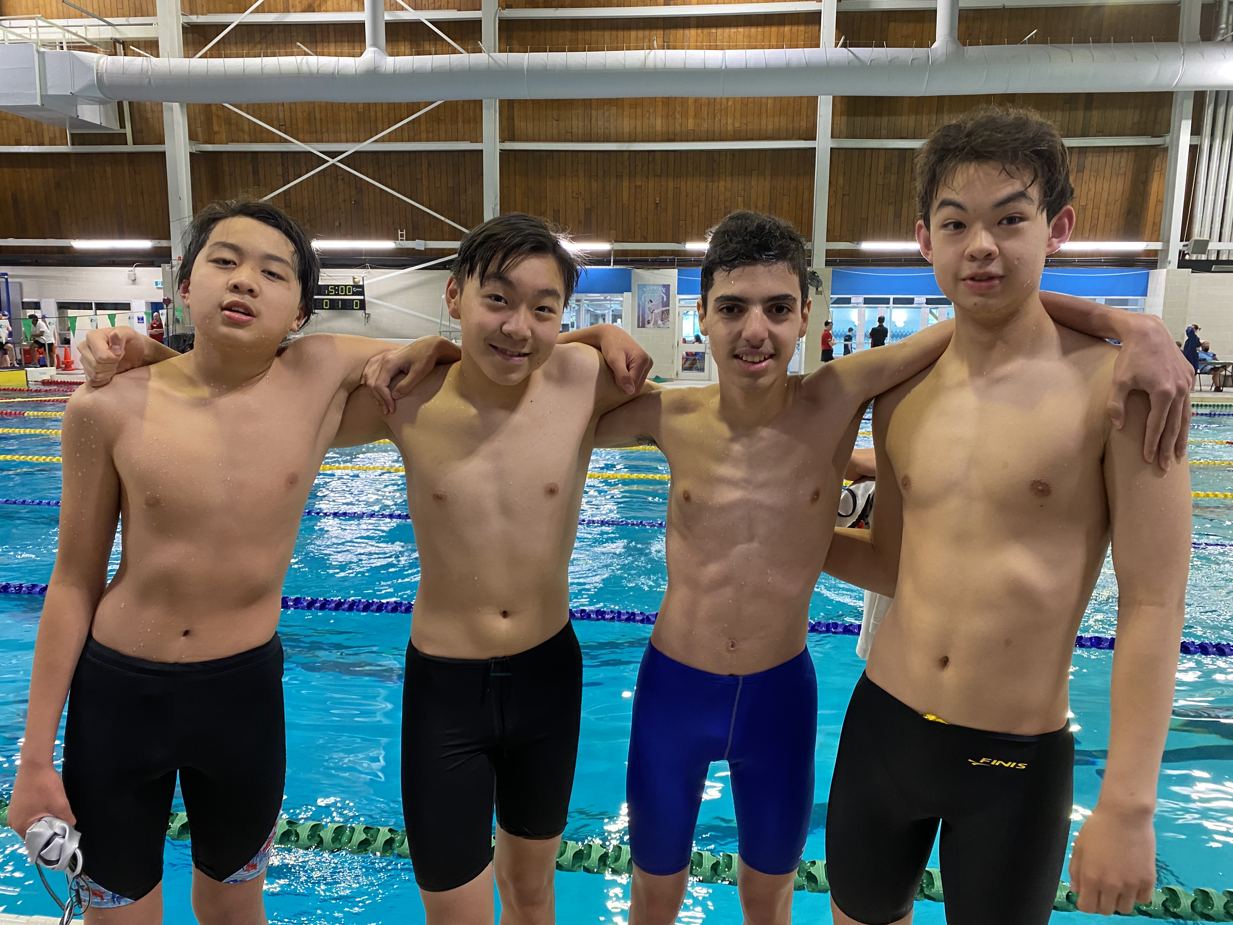 Boys 13-14 relay